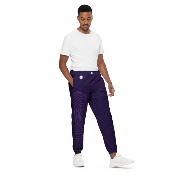 His track pants - Image 6